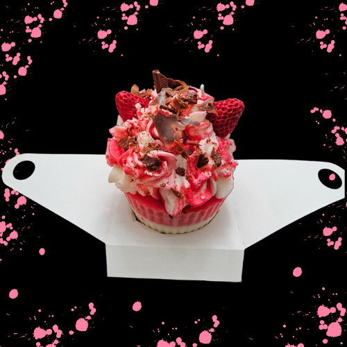Wild Strawberries cupcake Candle